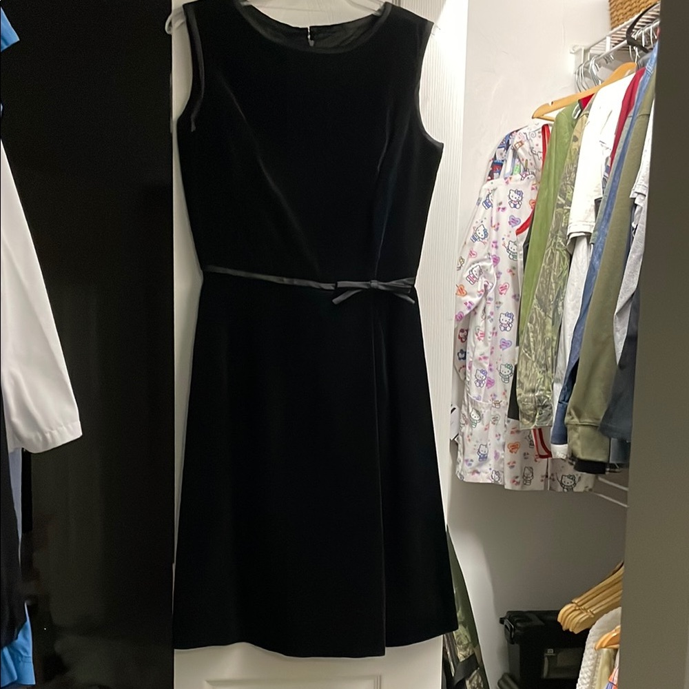 Vintage 60’s Sue Brett Juniors Black Cotton Velvet Sleeveless Dress